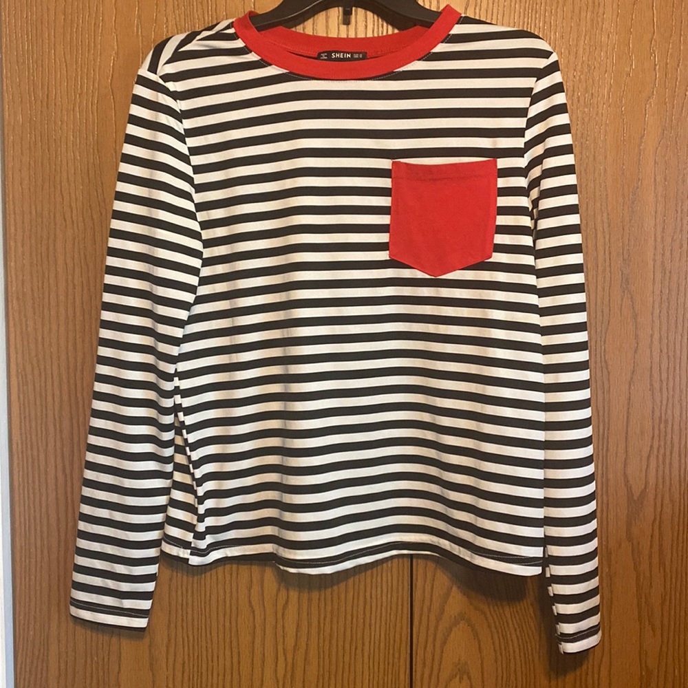 🌟NEW! ⭐️NEVER WORN! SHEIN long sleeve shirt